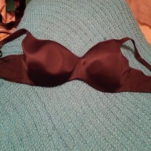 40G Cacique Smooth Lightly Lined Balconette bra.